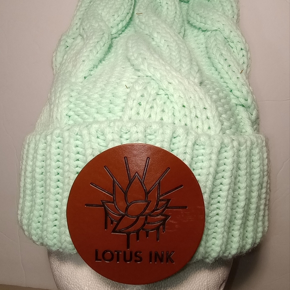 Winter Leather Patch "Lotus Ink" Chunky Cable Twist Cuff & Pom Knit Mint Beanie - Picture 2 of 7